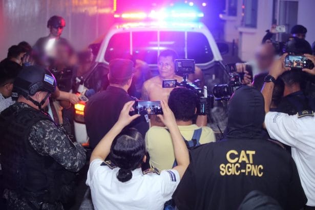 B991E3DE 88E8 4C26 914A B3B7B9DDC094