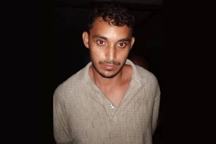 F0C5372E 2698 46C5 9BA3 7875A6EDD5A2