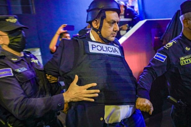 F79C44E8 62B1 4F5D 9502 C70AD4BCF4EB