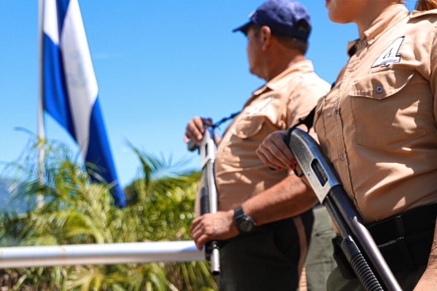 0E8799A0 3A3A 48C3 996E FFE4D26FD2C1